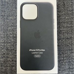 Black Leather iPhone 13Pro Max Case EUC with Box